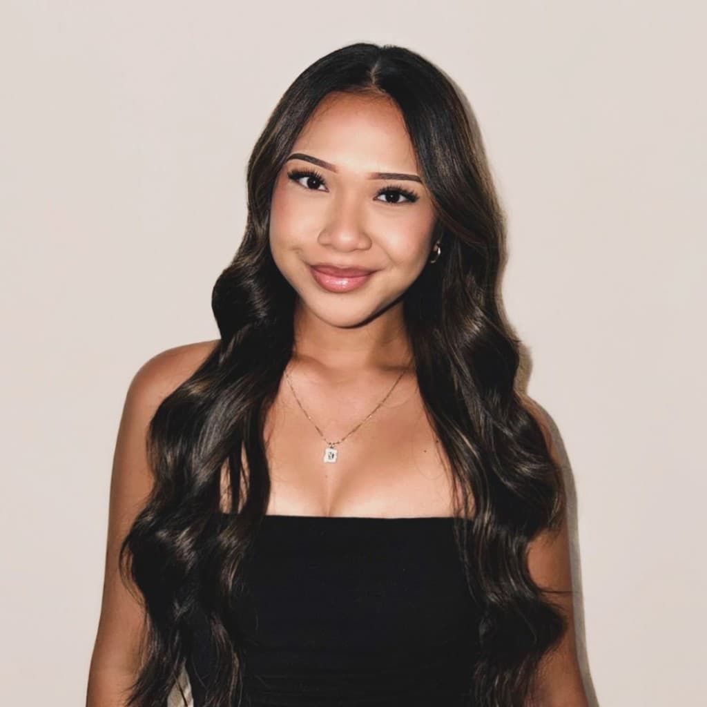 Tiana, Assistant Stylist at Muse Hawaii